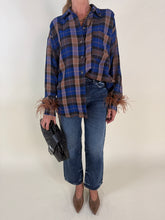 Load image into Gallery viewer, Camicia con piuma polso | Quadri blu