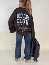 Carica l'immagine nel visualizzatore di Gallery, T-shirt Malibu con scritta Good Days | Più colori