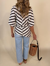 Load image into Gallery viewer, T-shirt Asimmetric | Bicolor | Più colori.