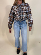 Load image into Gallery viewer, Camicia Quadretti | Ricami
