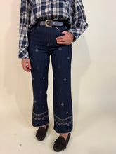 Carica l'immagine nel visualizzatore di Gallery, Denim Blue | Ricami