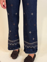 Carica l'immagine nel visualizzatore di Gallery, Denim Blue | Ricami