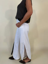 Carica l'immagine nel visualizzatore di Gallery, Denim Split | WHITE