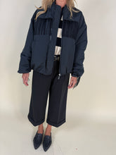 Carica l'immagine nel visualizzatore di Gallery, Bomber frangia nero | Oversize