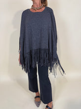 Carica l'immagine nel visualizzatore di Gallery, Poncho Akie | Più Colori | 100% Lana