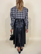 Carica l'immagine nel visualizzatore di Gallery, Longuette Svasata | Ecopelle I più colori