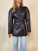 Carica l'immagine nel visualizzatore di Gallery, Giacca Giada | Ecopelle | Più colori