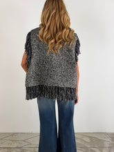 Carica l'immagine nel visualizzatore di Gallery, Gilet Laminato I con frange