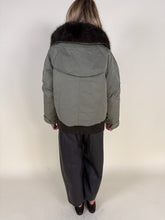 Load image into Gallery viewer, Bomber Erin con ecopelliccia