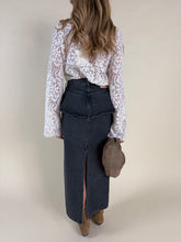 Load image into Gallery viewer, Gonna in denim con Volant | Dark Grey