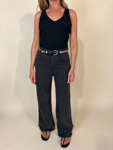 Carica l'immagine nel visualizzatore di Gallery, Denim Poppy | Black