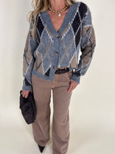 Carica l'immagine nel visualizzatore di Gallery, Cardigan con rombi | Wool