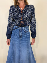 Carica l'immagine nel visualizzatore di Gallery, Camicia Bandana | Blue | Viscosa & Cotone.