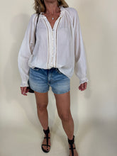Carica l'immagine nel visualizzatore di Gallery, Camicia Maddison | Crema