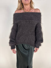 Carica l'immagine nel visualizzatore di Gallery, Pull collo morbido in 80% kid mohair | Più colori
