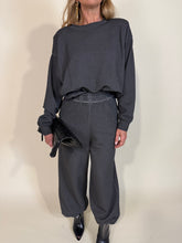 Load image into Gallery viewer, Felpa girocollo / Collezione We2 | Washed | Più colori