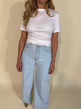 Carica l'immagine nel visualizzatore di Gallery, T-shirt con Nodo | Più colori