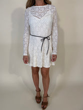 Carica l'immagine nel visualizzatore di Gallery, Minidress Romantic | White | Pizzo