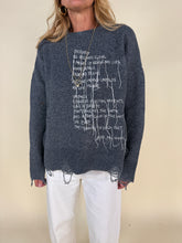 Carica l'immagine nel visualizzatore di Gallery, Maglione con strappi I GREY