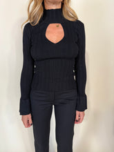 Carica l&#39;immagine nel visualizzatore di Gallery, Maglia Lupetto | Volant | Lana Merino
