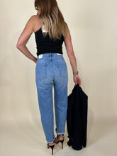 Carica l&#39;immagine nel visualizzatore di Gallery, Denim Karolina
