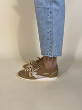 Load image into Gallery viewer, Sneakers Ikigai | Cognac | Moa Concept
