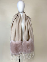 Carica l&#39;immagine nel visualizzatore di Gallery, Sciarpa Tasca I Più Colori
