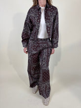 Load image into Gallery viewer, Pantalone Bandana
