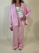 Load image into Gallery viewer, Tuta Pink
