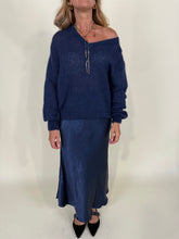 Carica l&#39;immagine nel visualizzatore di Gallery, Maglia V |  Mohair &amp; Lana
