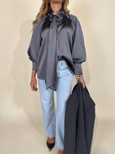 Carica l&#39;immagine nel visualizzatore di Gallery, Camicia Silver
