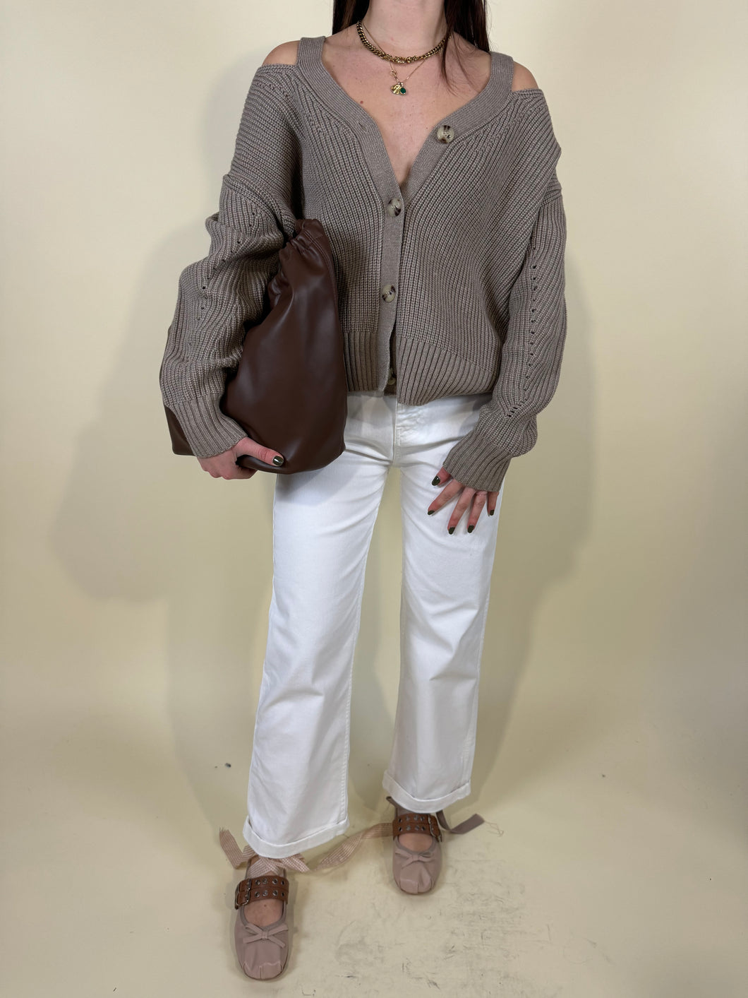 Cardigan V Cut