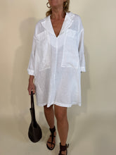 Carica l'immagine nel visualizzatore di Gallery, Camicia Puro Lino | WHITE.
