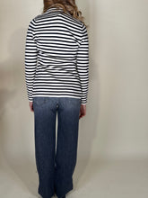 Carica l&#39;immagine nel visualizzatore di Gallery, Giacchina Rigata | Crema
