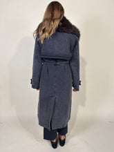 Carica l&#39;immagine nel visualizzatore di Gallery, Cappotto Maxi Collo | Ecopelliccia
