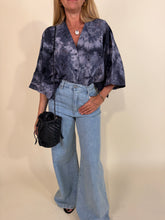 Carica l'immagine nel visualizzatore di Gallery, Camicia Sangallo | Tie-Dye Set | Più colori
