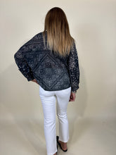 Load image into Gallery viewer, Camicia Blue I Bandana
