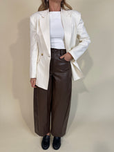 Load image into Gallery viewer, Pantalone Choco | Ecopelle | Più colori
