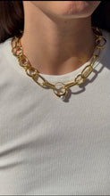 Load image into Gallery viewer, Terry| Collana con pendente anello e perla
