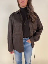 Load image into Gallery viewer, Camicia moro in effetto scamosciato
