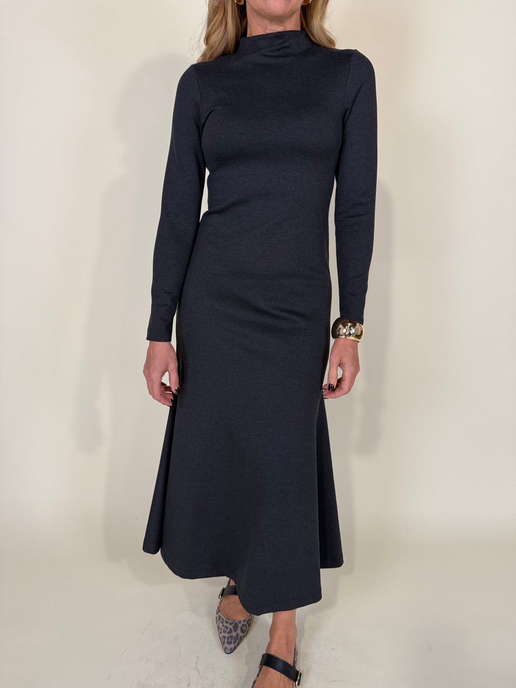 Abito Graphite | Svasato