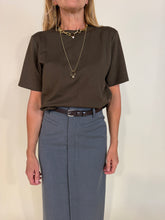 Load image into Gallery viewer, T-shirt OVER Brown | Modal &amp; Cotone.

