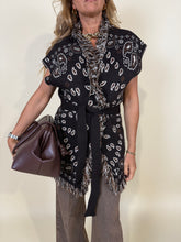 Carica l&#39;immagine nel visualizzatore di Gallery, Gilet Bandana | Più colori
