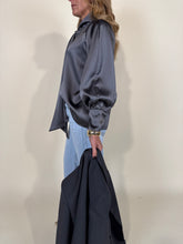 Carica l&#39;immagine nel visualizzatore di Gallery, Camicia Silver
