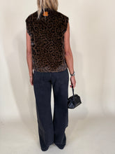 Load image into Gallery viewer, Gilet Ludmila | Leo
