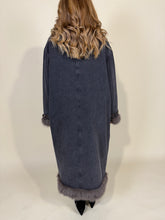 Carica l&#39;immagine nel visualizzatore di Gallery, Cappotto 00&#39;s | Ecopelliccia
