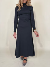 Carica l&#39;immagine nel visualizzatore di Gallery, Abito Graphite | Svasato
