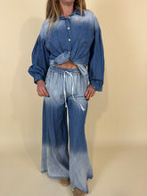 Carica l&#39;immagine nel visualizzatore di Gallery, Camicia Denim | Righe
