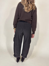 Carica l&#39;immagine nel visualizzatore di Gallery, Pantalone Velluto | Tasconato | Più colori
