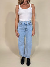 Carica l'immagine nel visualizzatore di Gallery, Denim Iris
